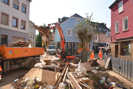 StadtRaum Trier agiert mit schwerem Gerät in der Kyllstraße.