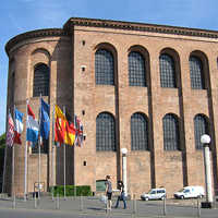 Teilansicht der "Basilika", heute evangelische Kirche "Zum Erlöser".